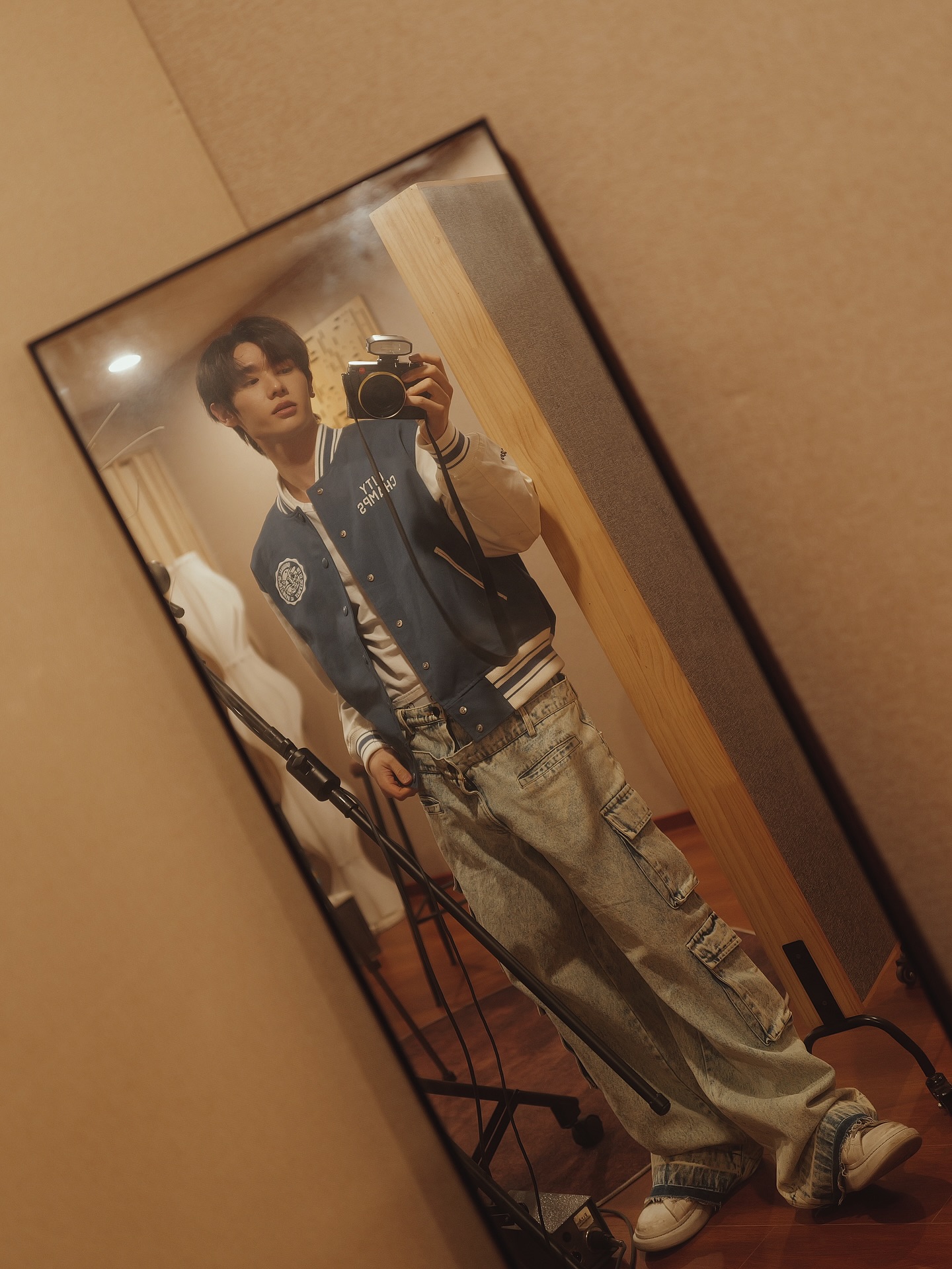 นาย - กรชิต บุญสถิต์ภักดี