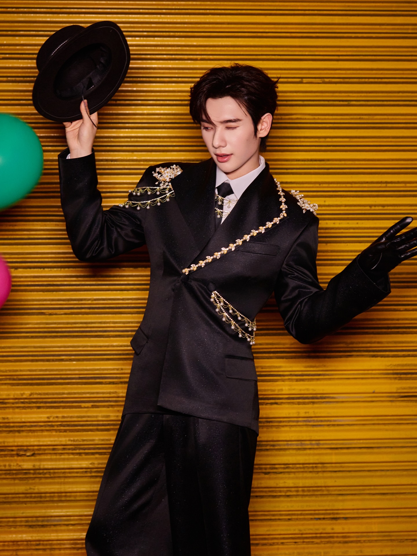 นาย - กรชิต บุญสถิต์ภักดี