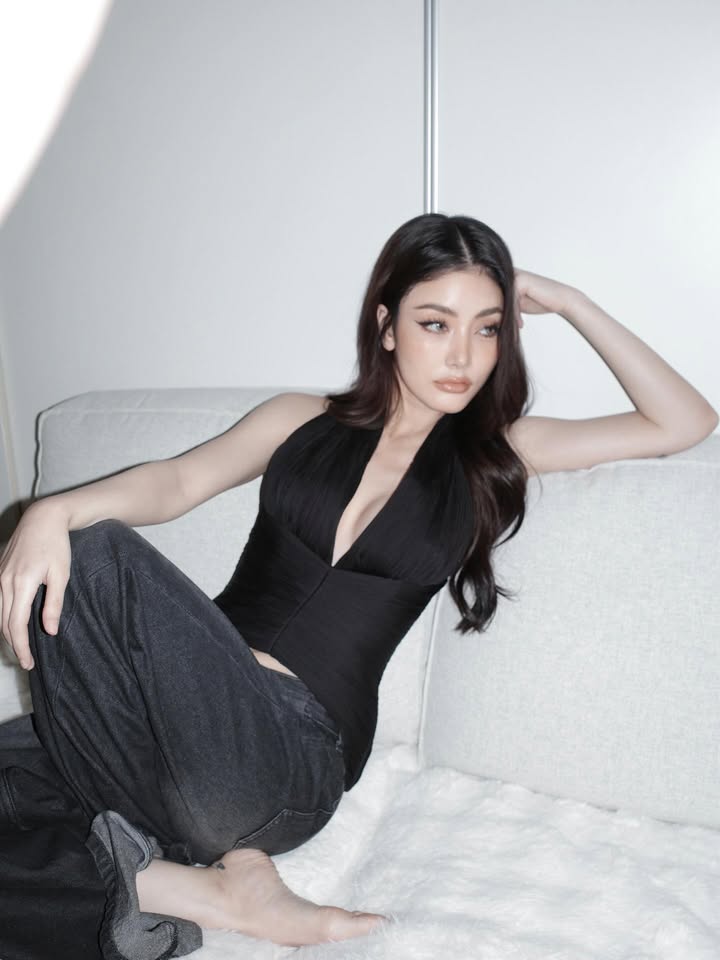 มีนา - ริณา ฉัตรอมรชัย