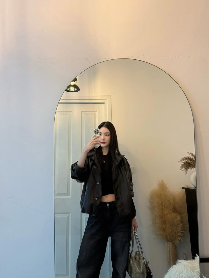 มีนา - ริณา ฉัตรอมรชัย