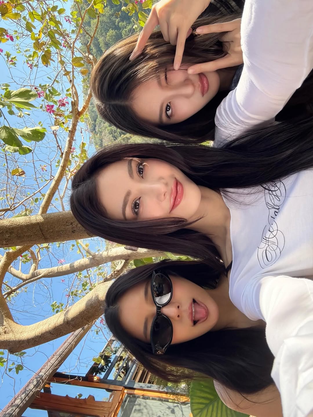 มีนา - ริณา ฉัตรอมรชัย