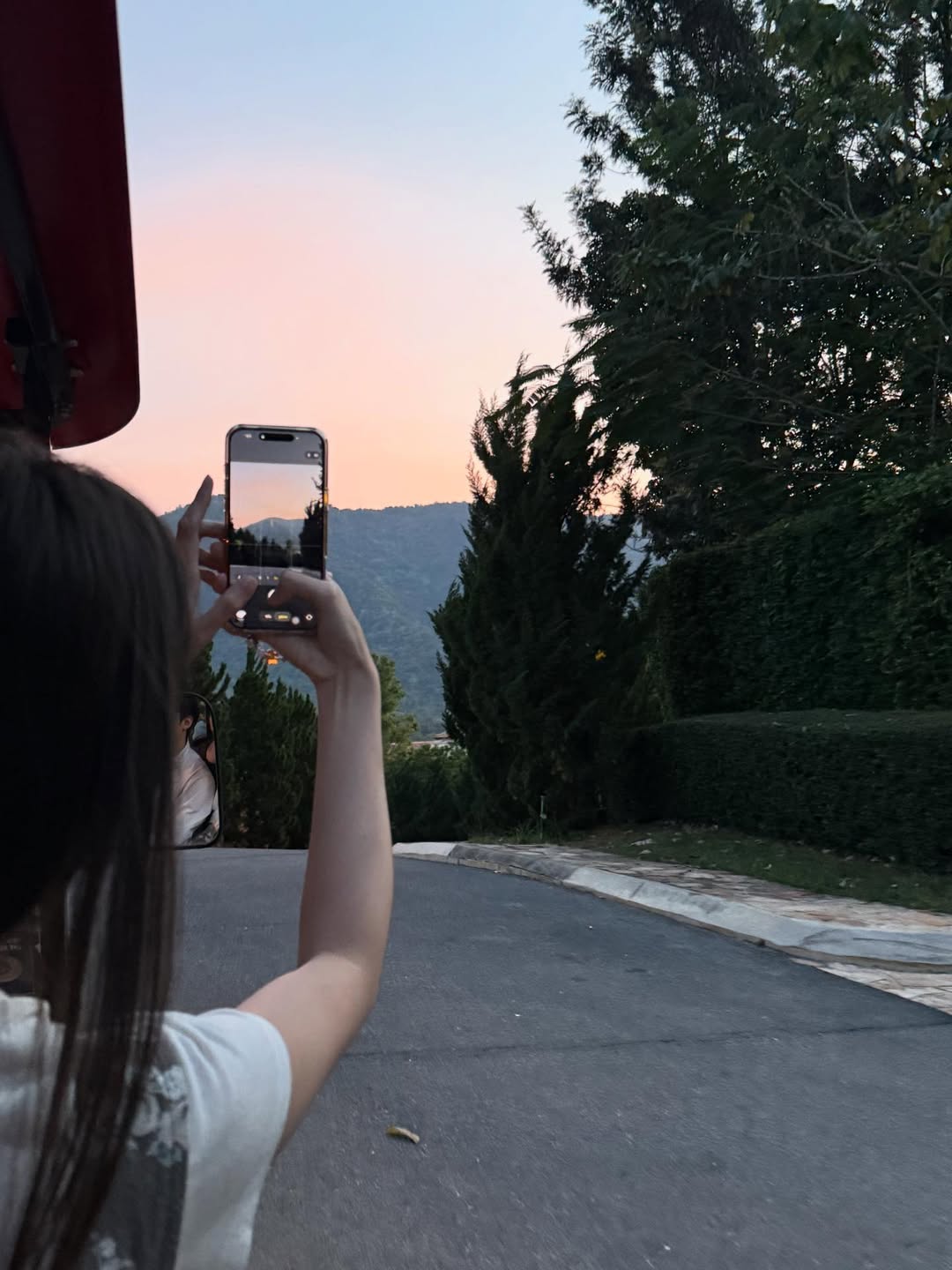 มีนา - ริณา ฉัตรอมรชัย