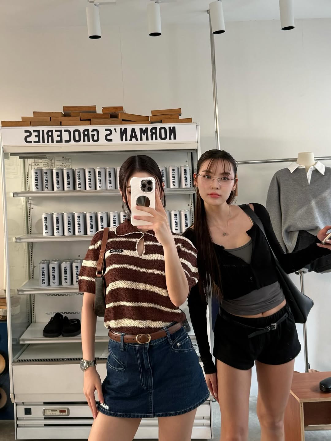 มีนา - ริณา ฉัตรอมรชัย