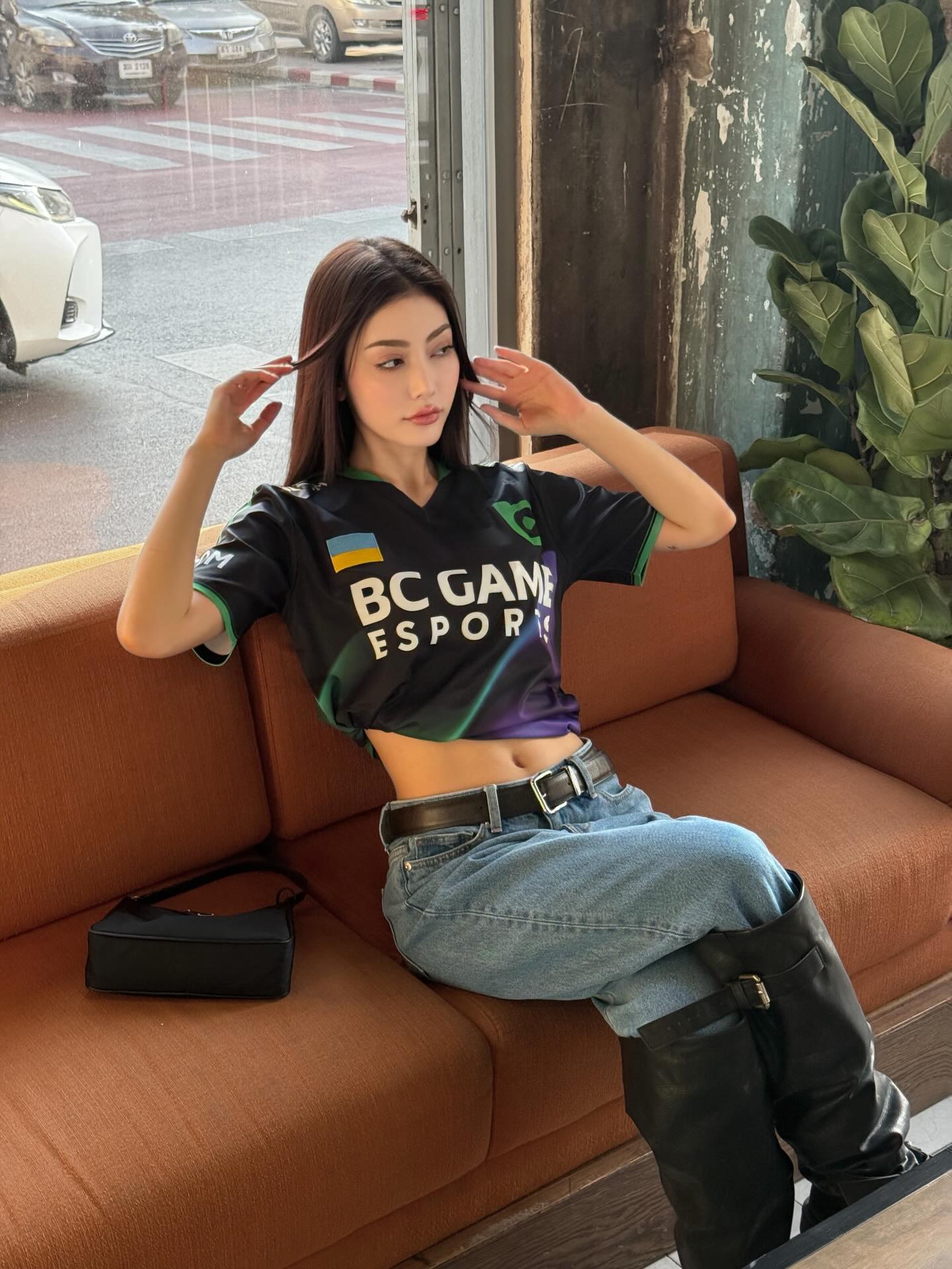 มีนา - ริณา ฉัตรอมรชัย