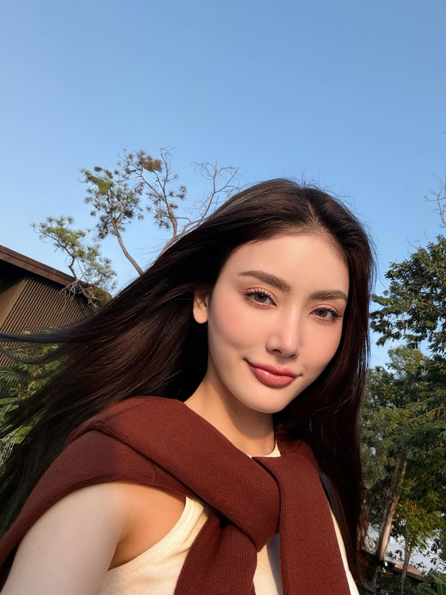 มีนา - ริณา ฉัตรอมรชัย