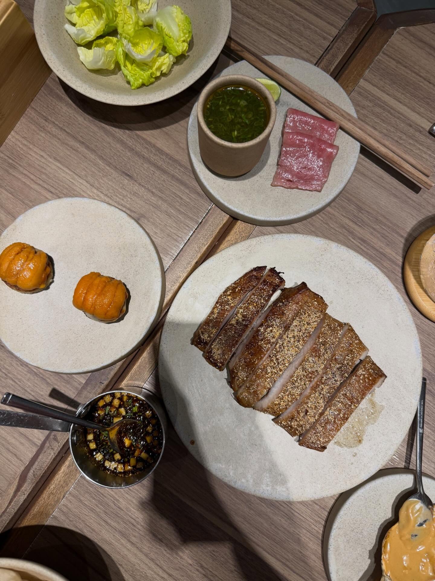 มีนา - ริณา ฉัตรอมรชัย