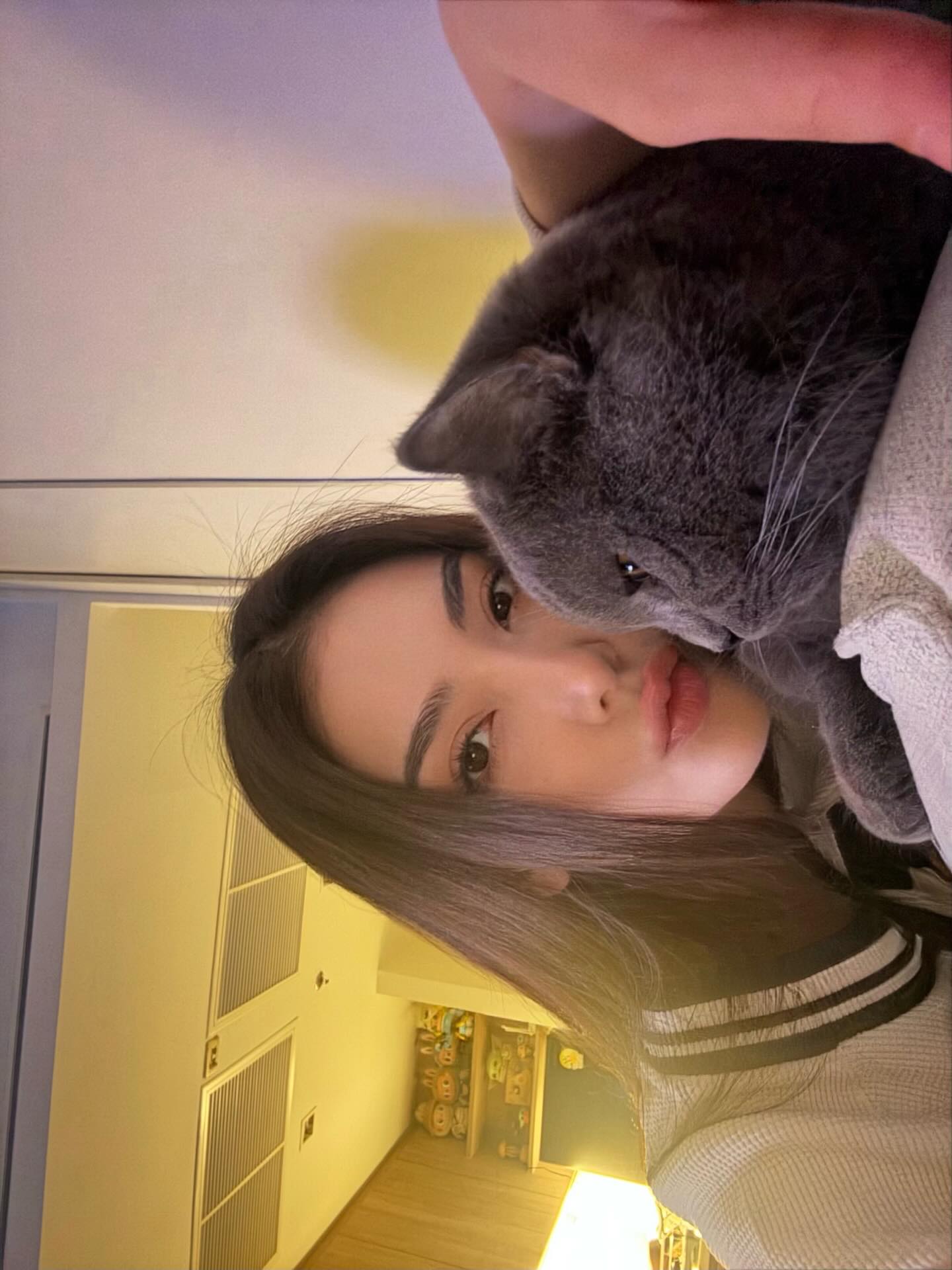 มีนา - ริณา ฉัตรอมรชัย