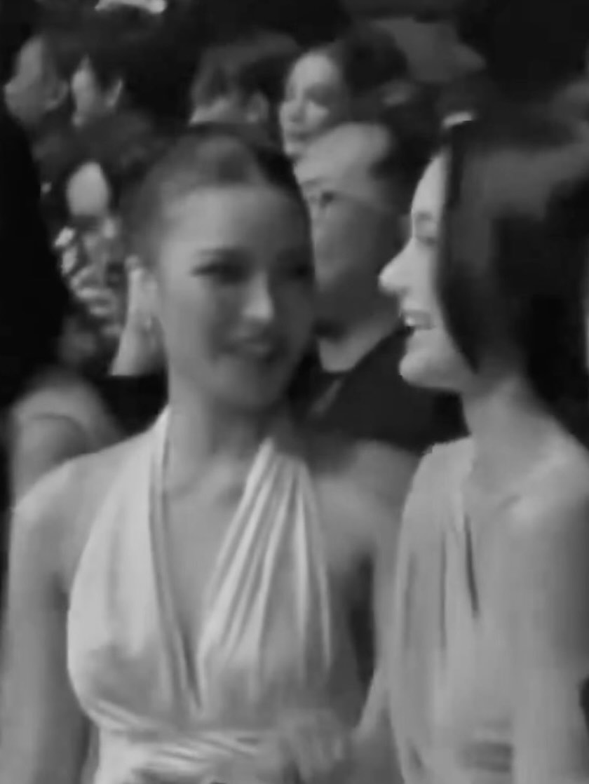 มีนา - ริณา ฉัตรอมรชัย