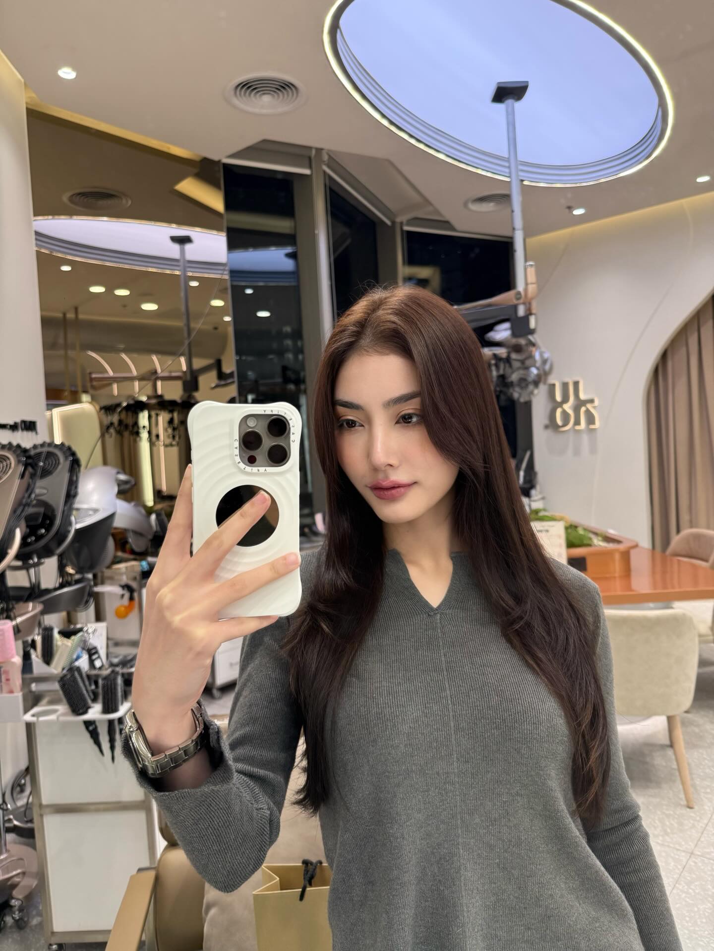 มีนา - ริณา ฉัตรอมรชัย