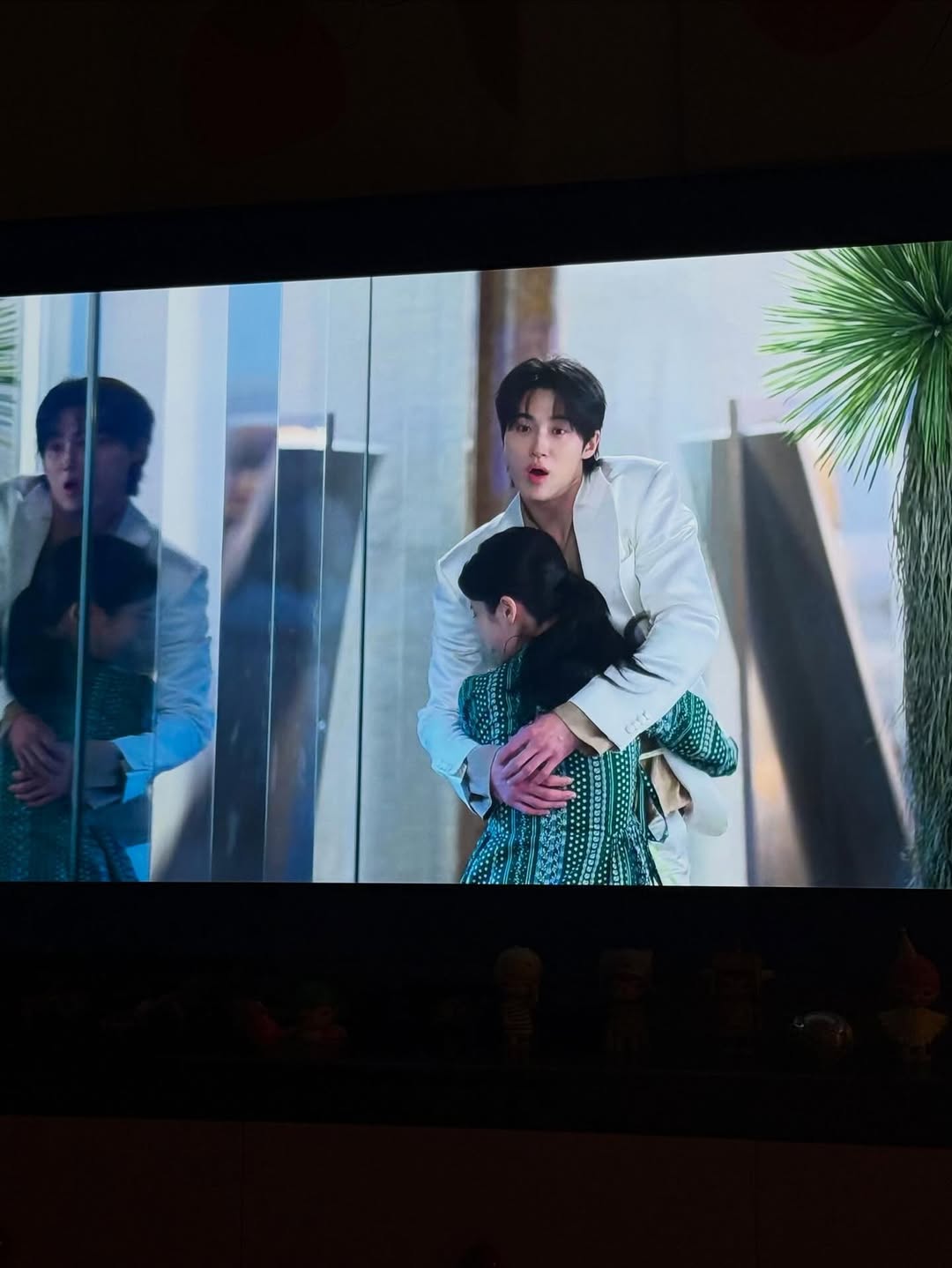 มีนา - ริณา ฉัตรอมรชัย