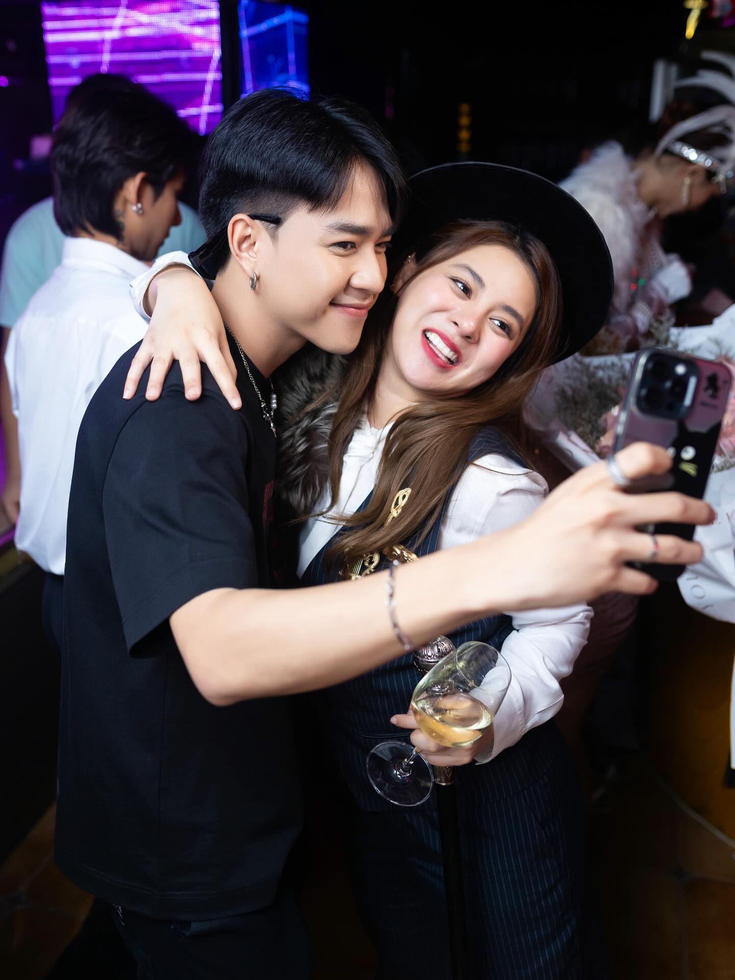 ใบเฟิร์น - พัสกร พลบูรณ์