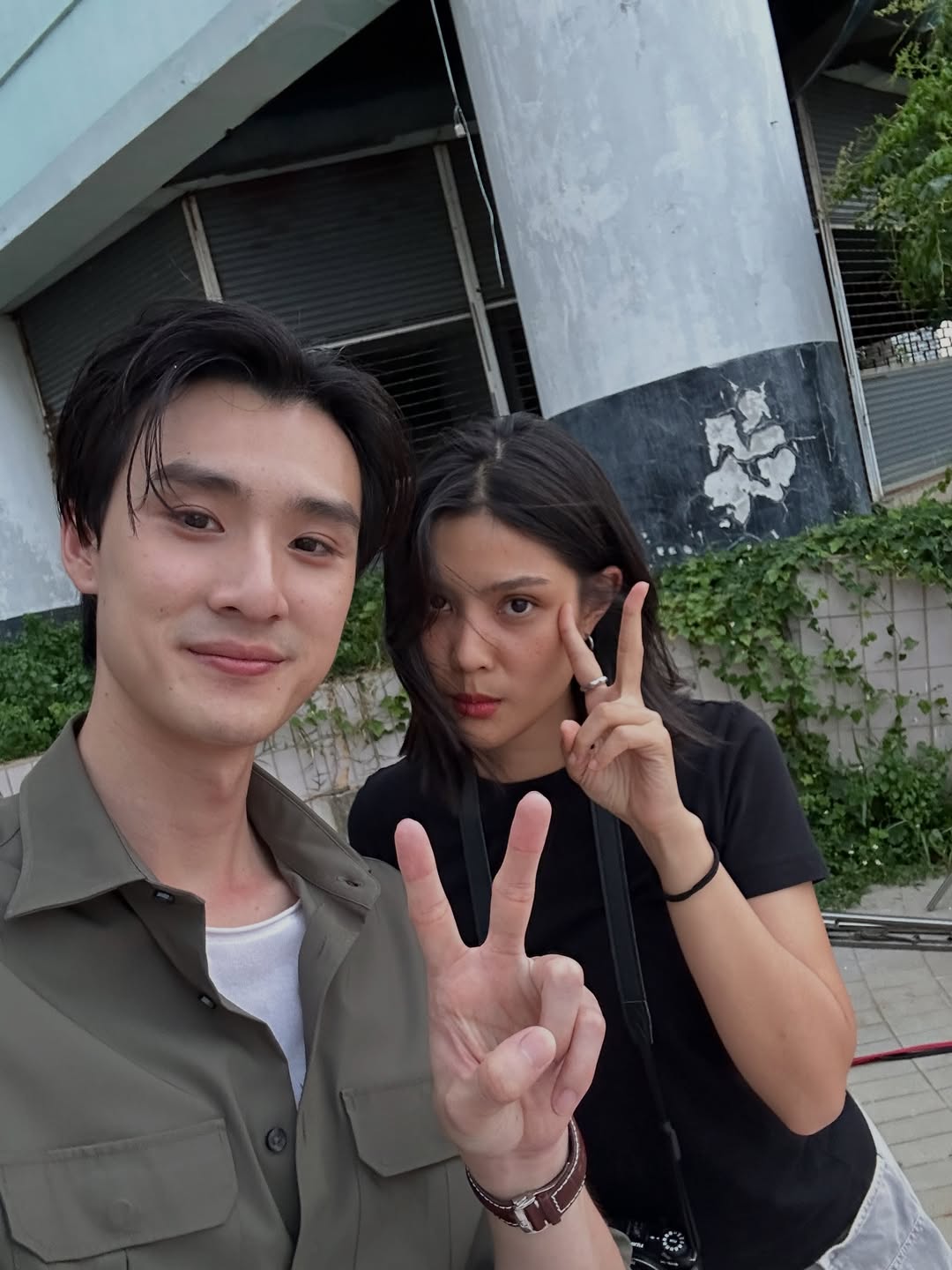 ธี - ธีรเดช วิถีพานิชย์