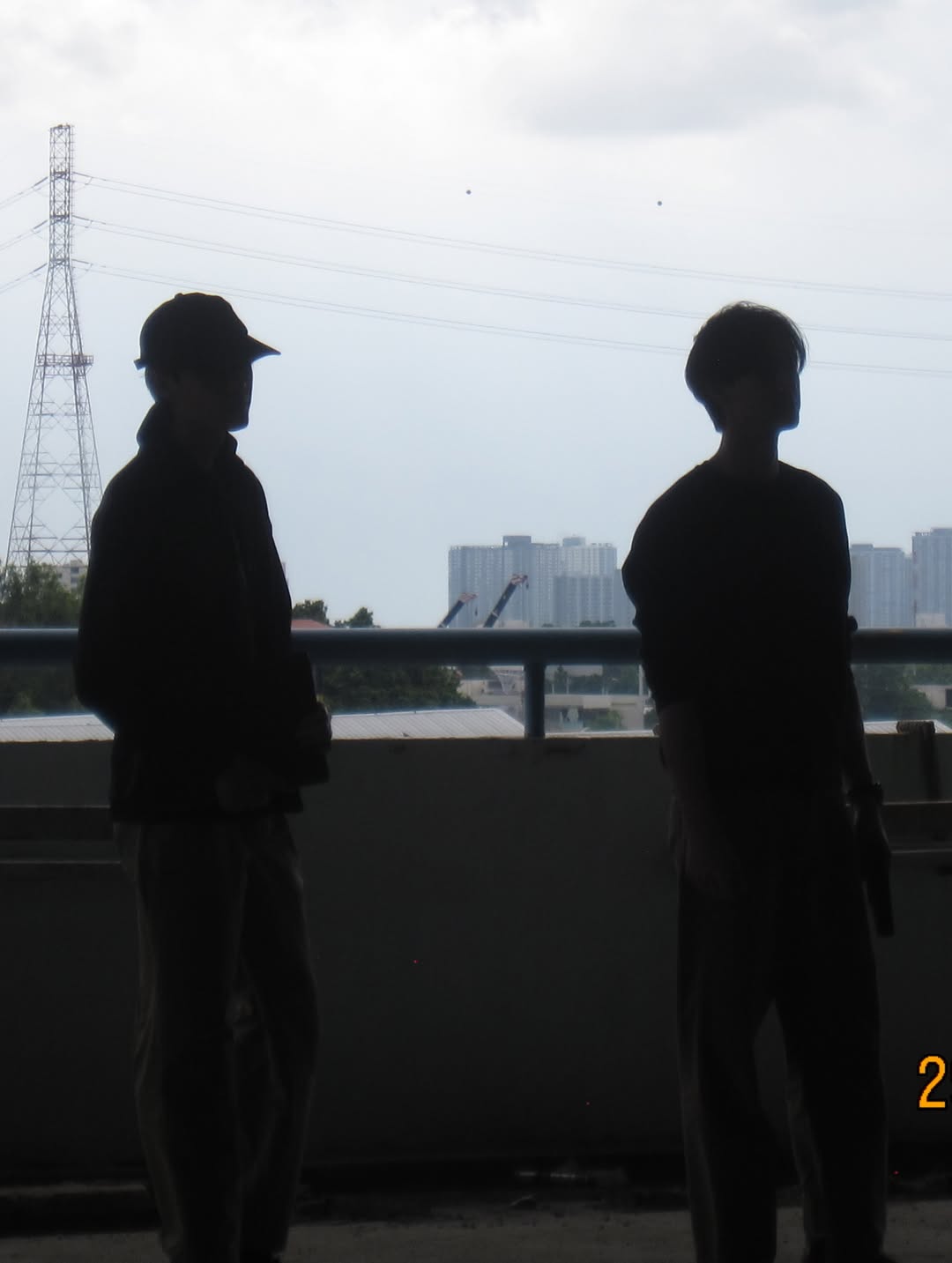 ธี - ธีรเดช วิถีพานิชย์