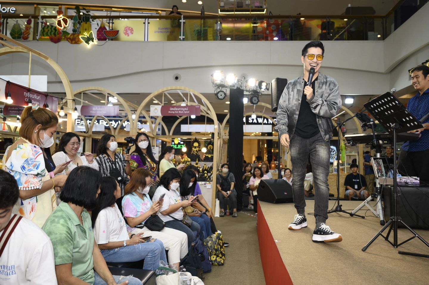 ตี๋ - วิวิศน์ บวรกีรติขจร