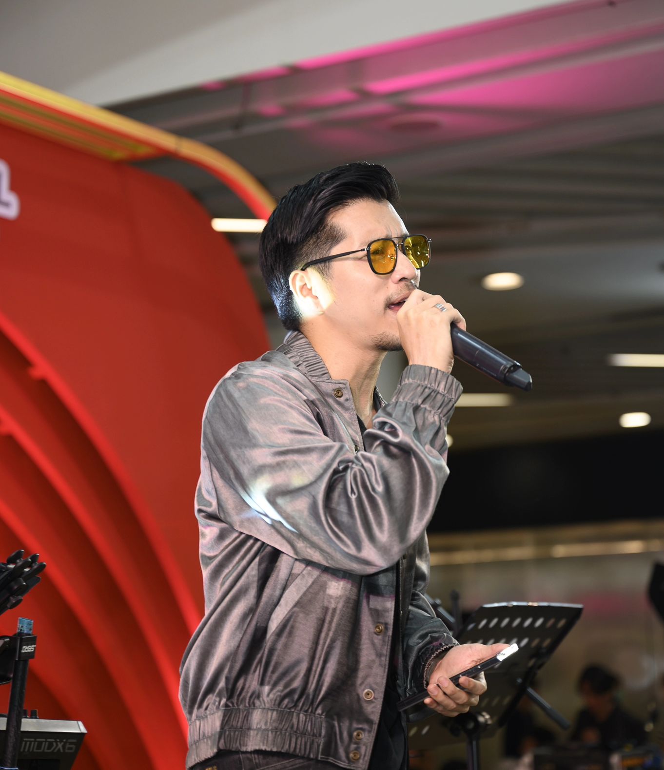 ตี๋ - วิวิศน์ บวรกีรติขจร