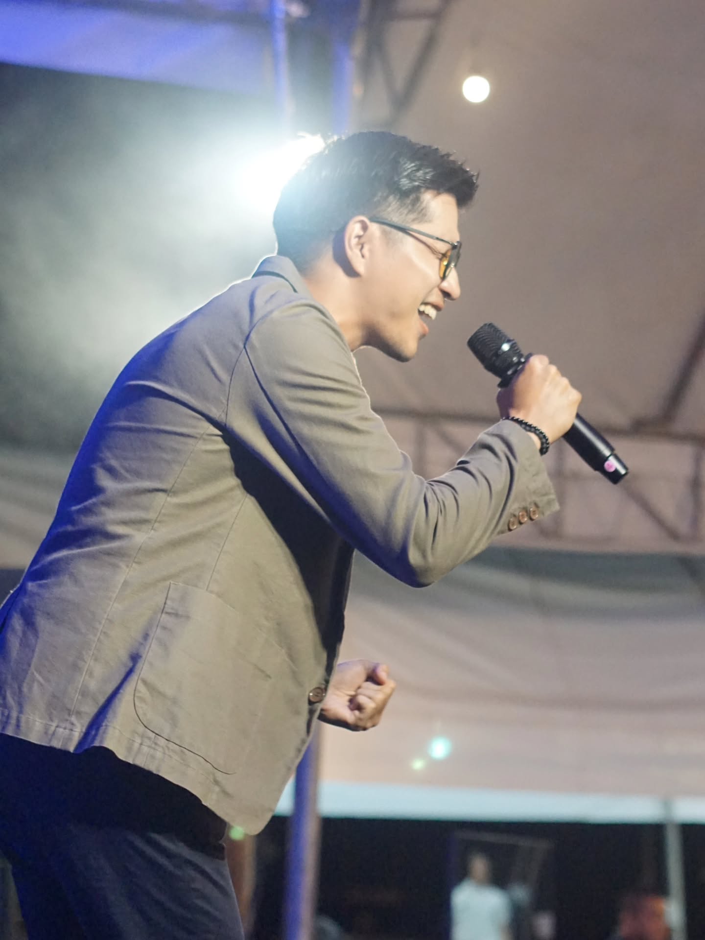 ตี๋ - วิวิศน์ บวรกีรติขจร