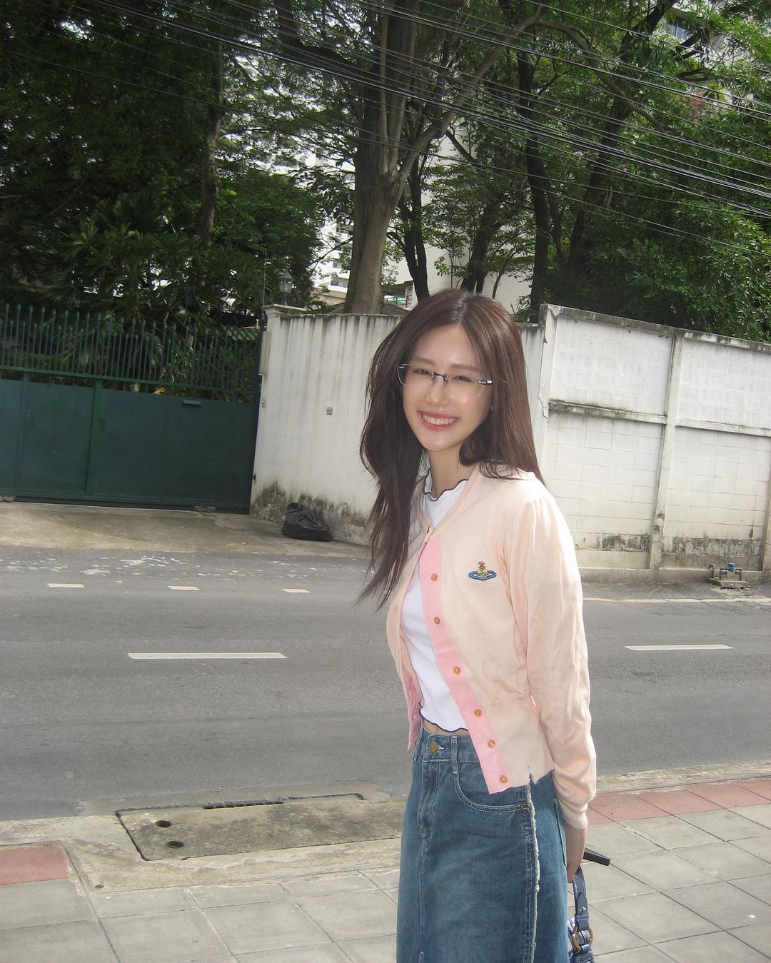 เจน - รมิดา จีรนรภัทร
