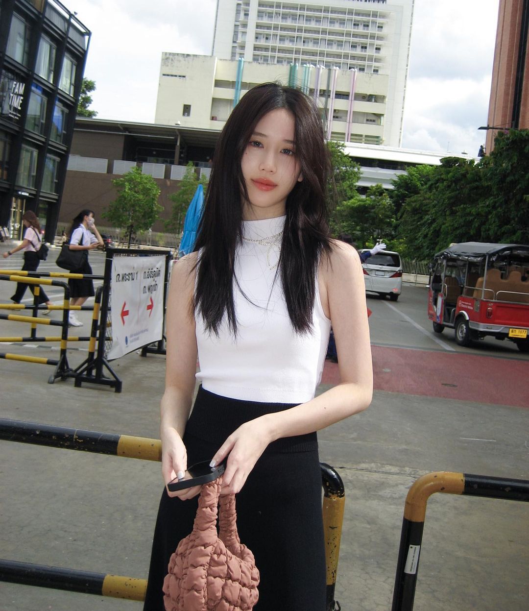 เจน - รมิดา จีรนรภัทร