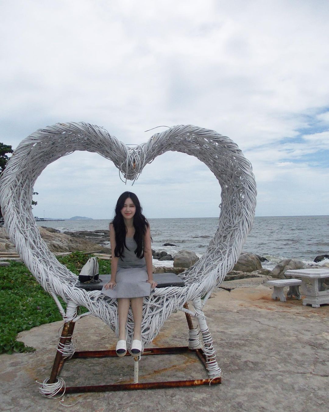 เจน - รมิดา จีรนรภัทร