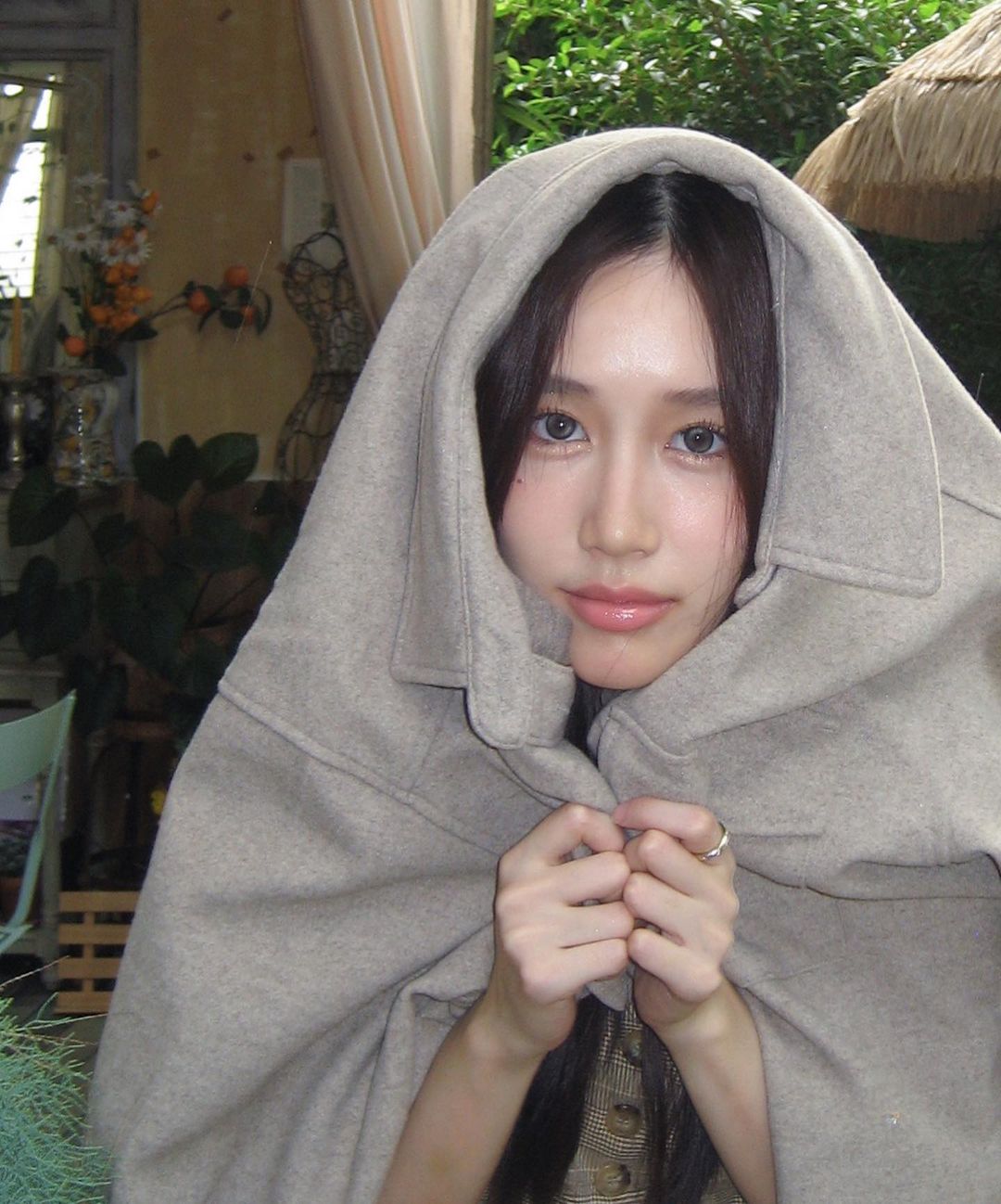 เจน - รมิดา จีรนรภัทร