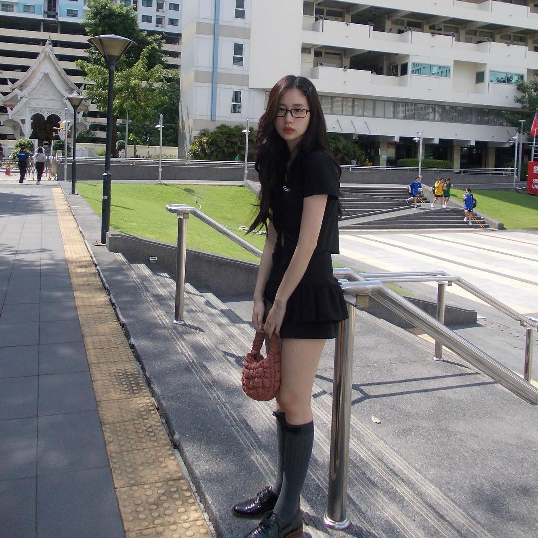 เจน - รมิดา จีรนรภัทร