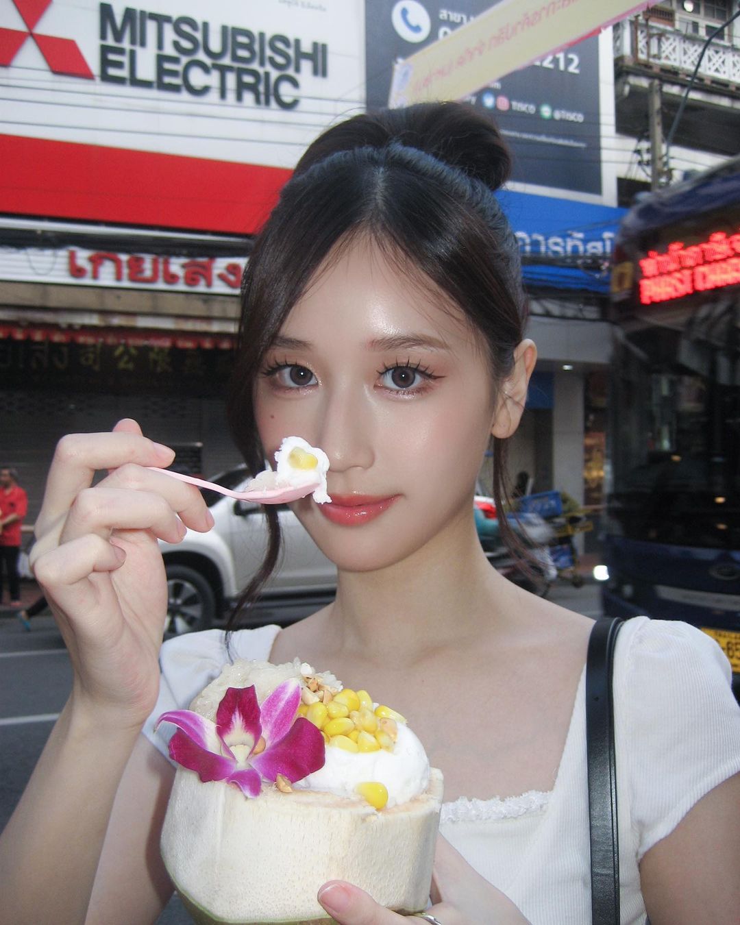 เจน - รมิดา จีรนรภัทร