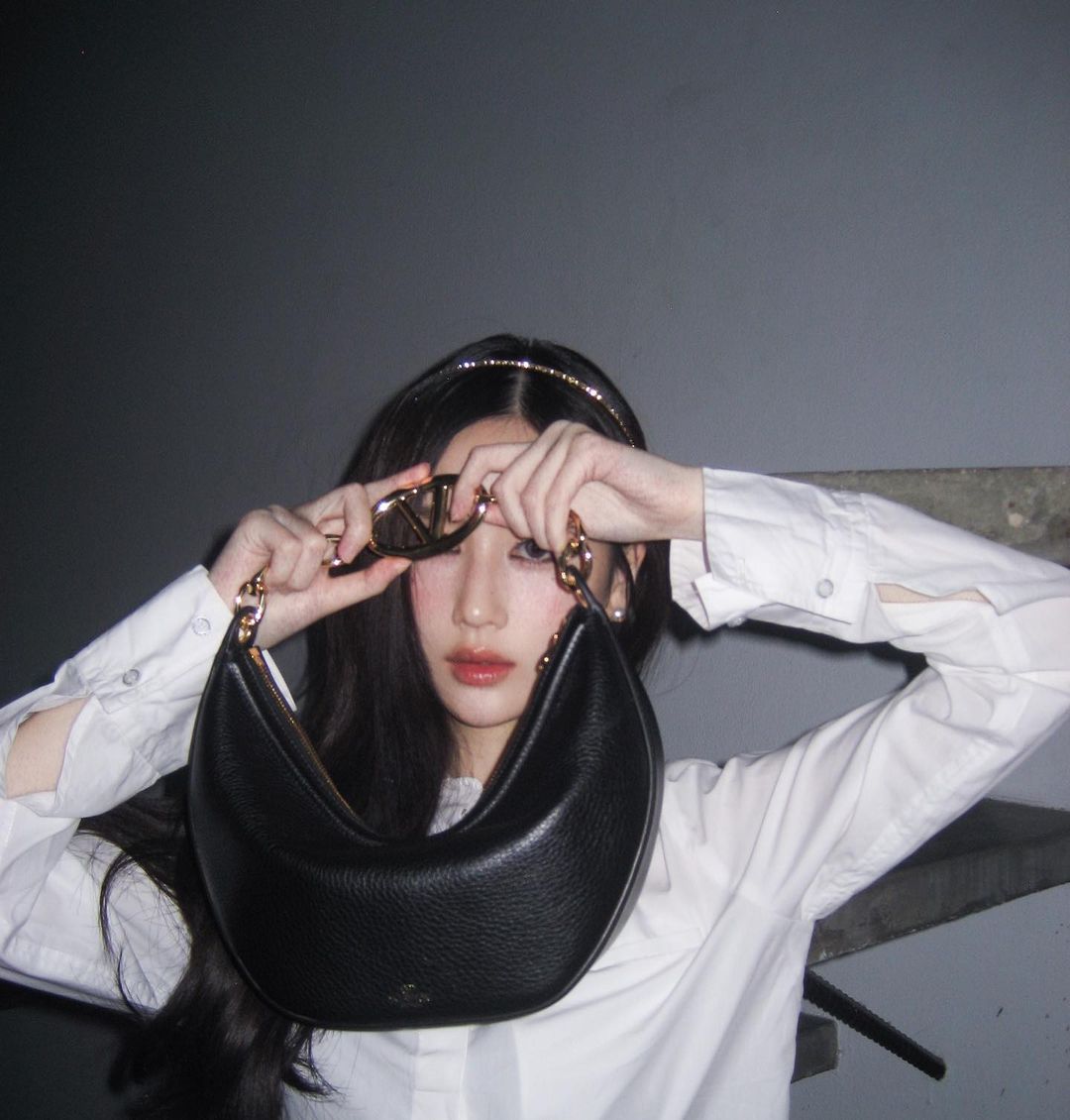 เจน - รมิดา จีรนรภัทร