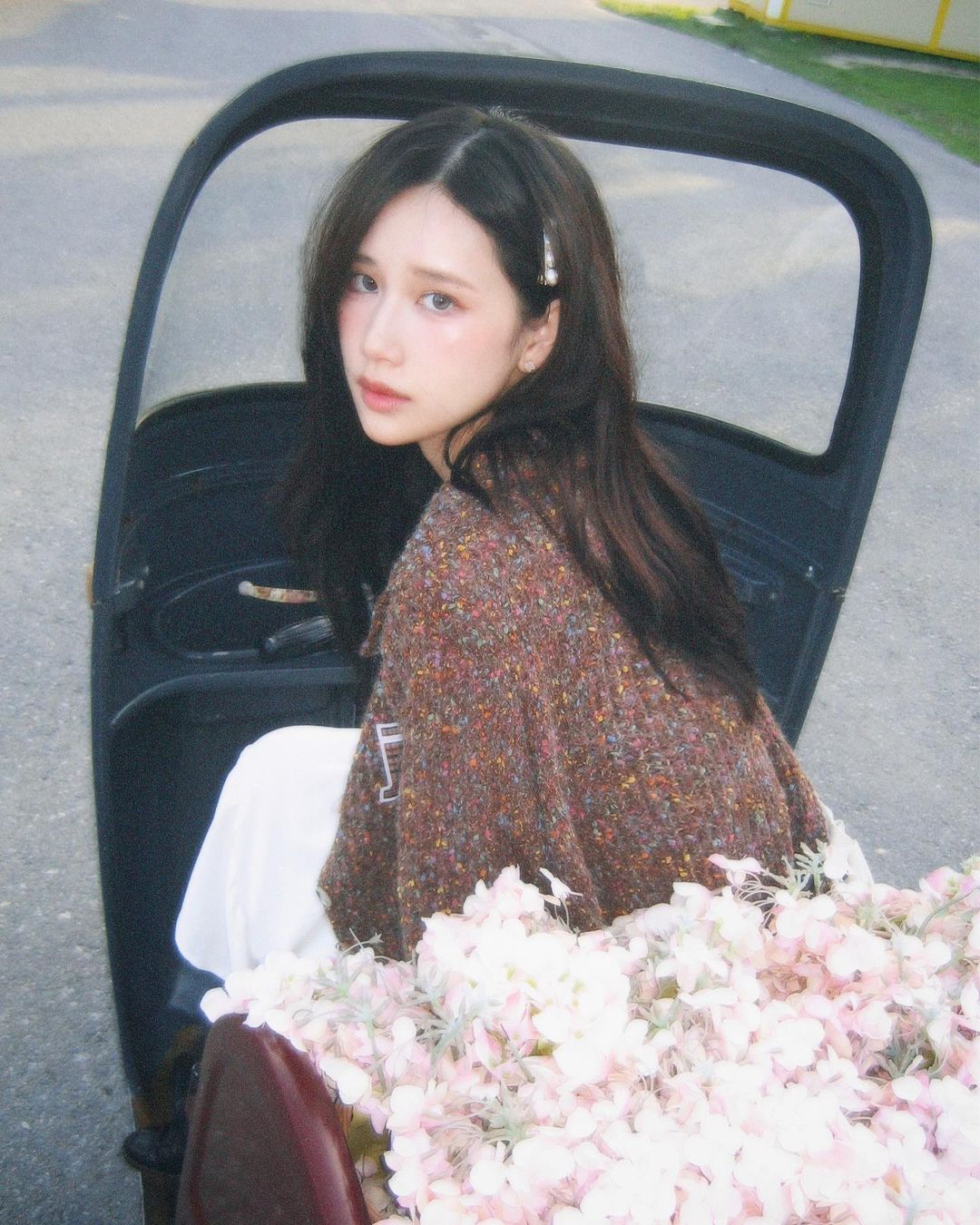 เจน - รมิดา จีรนรภัทร