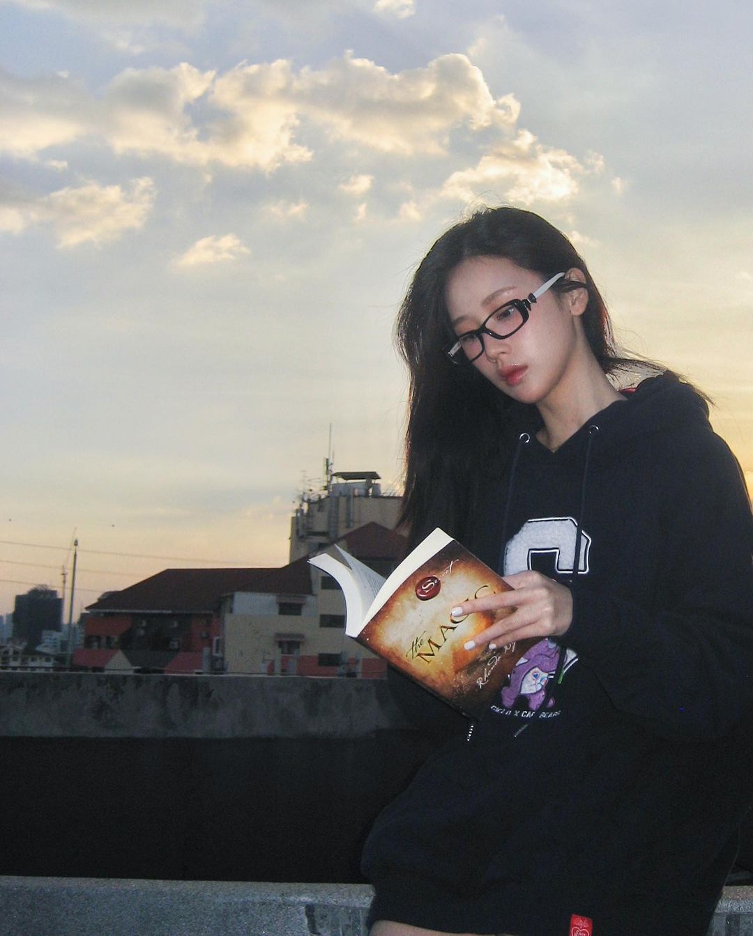 เจน - รมิดา จีรนรภัทร