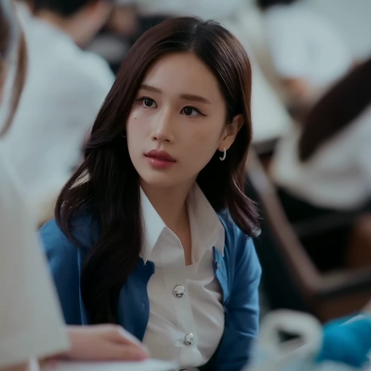 เจน - รมิดา จีรนรภัทร
