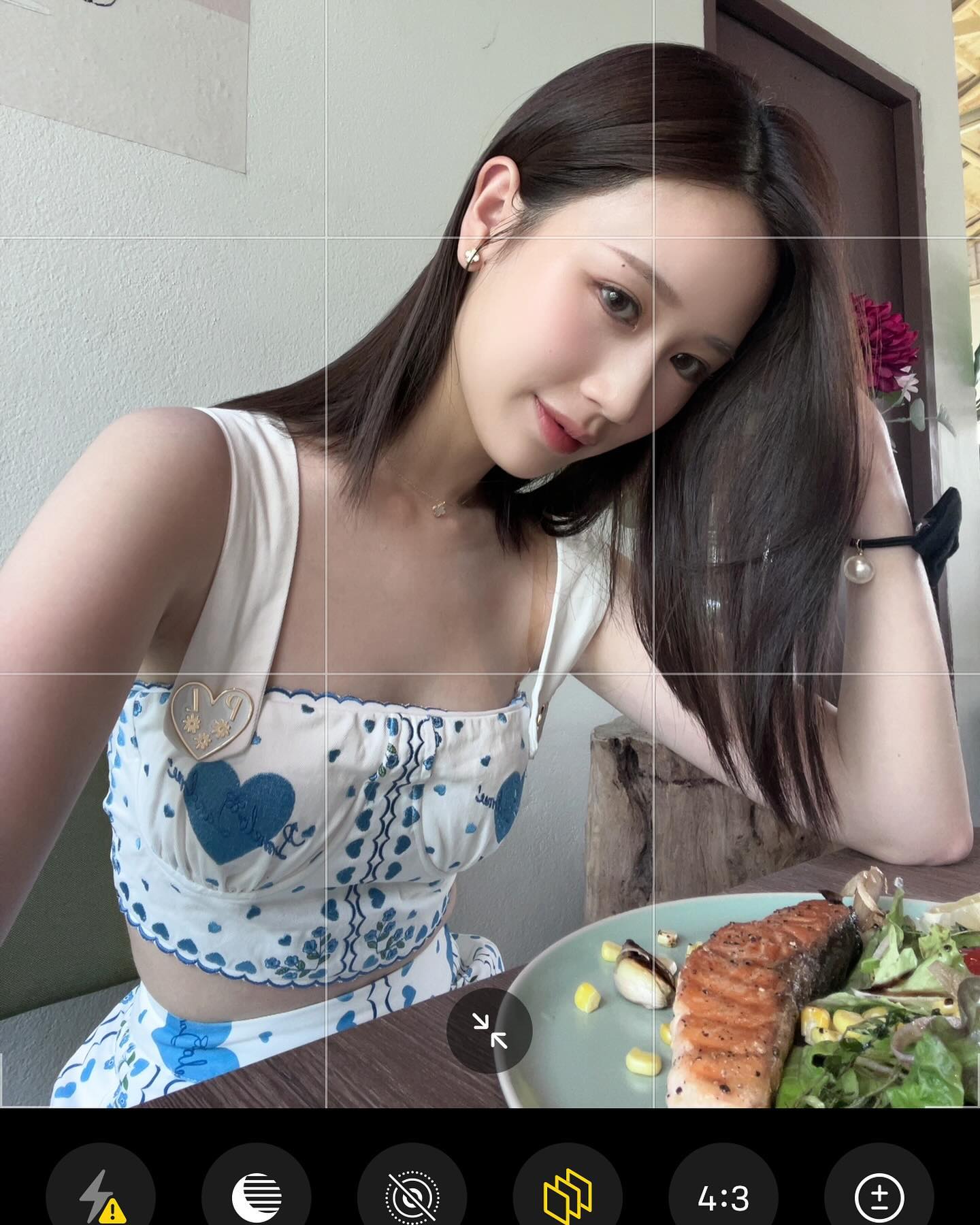 เจน - รมิดา จีรนรภัทร