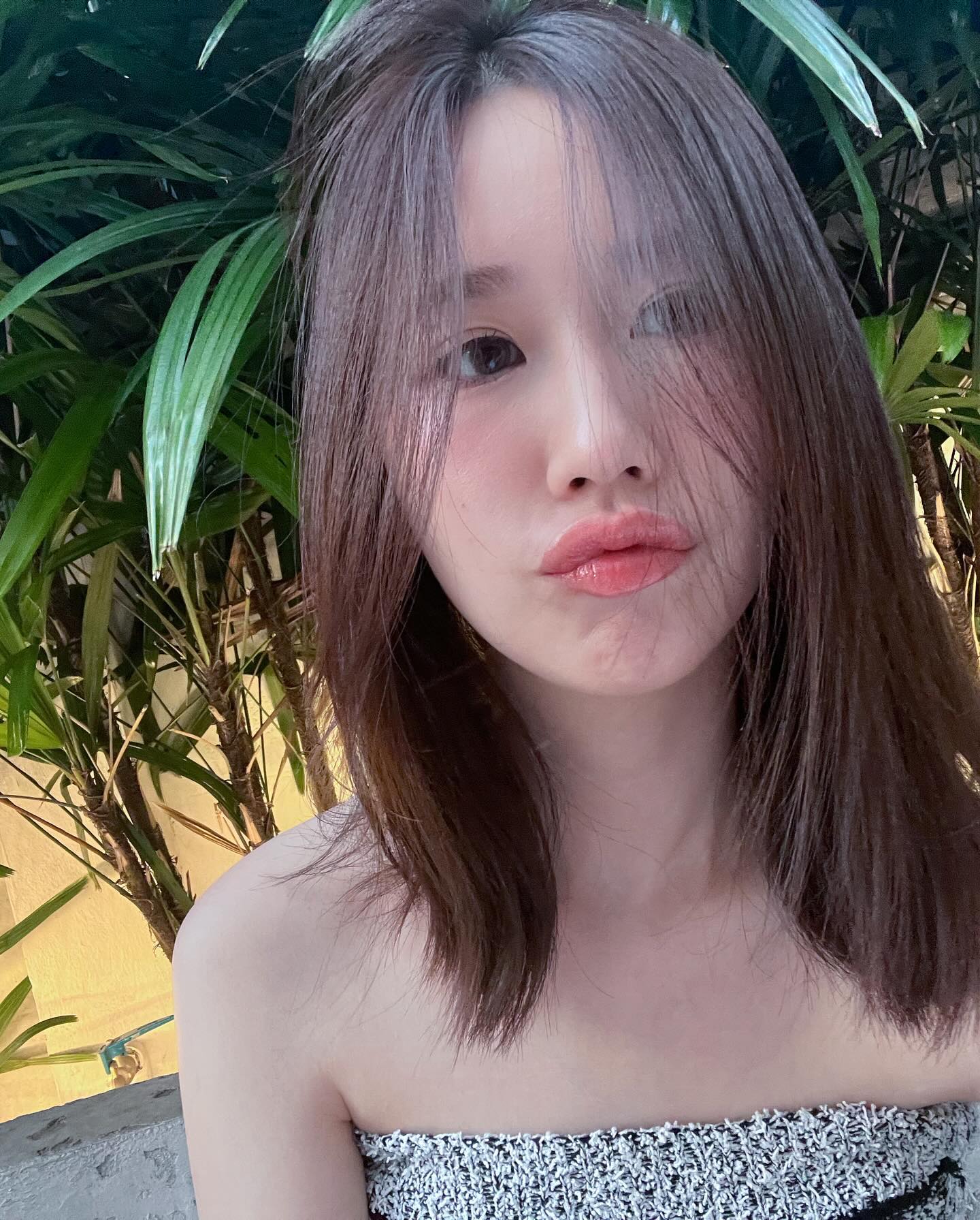 เจน - รมิดา จีรนรภัทร