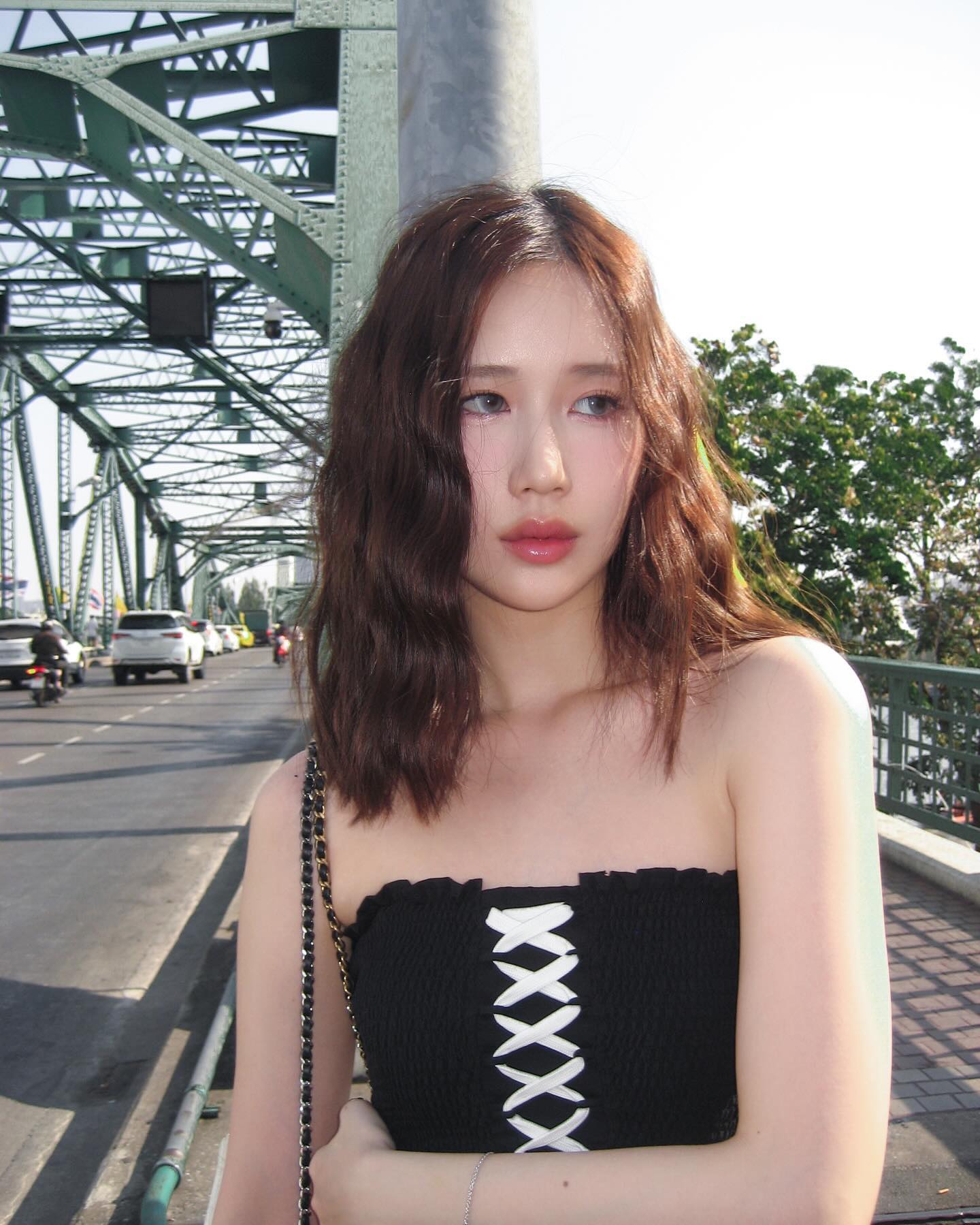 เจน - รมิดา จีรนรภัทร