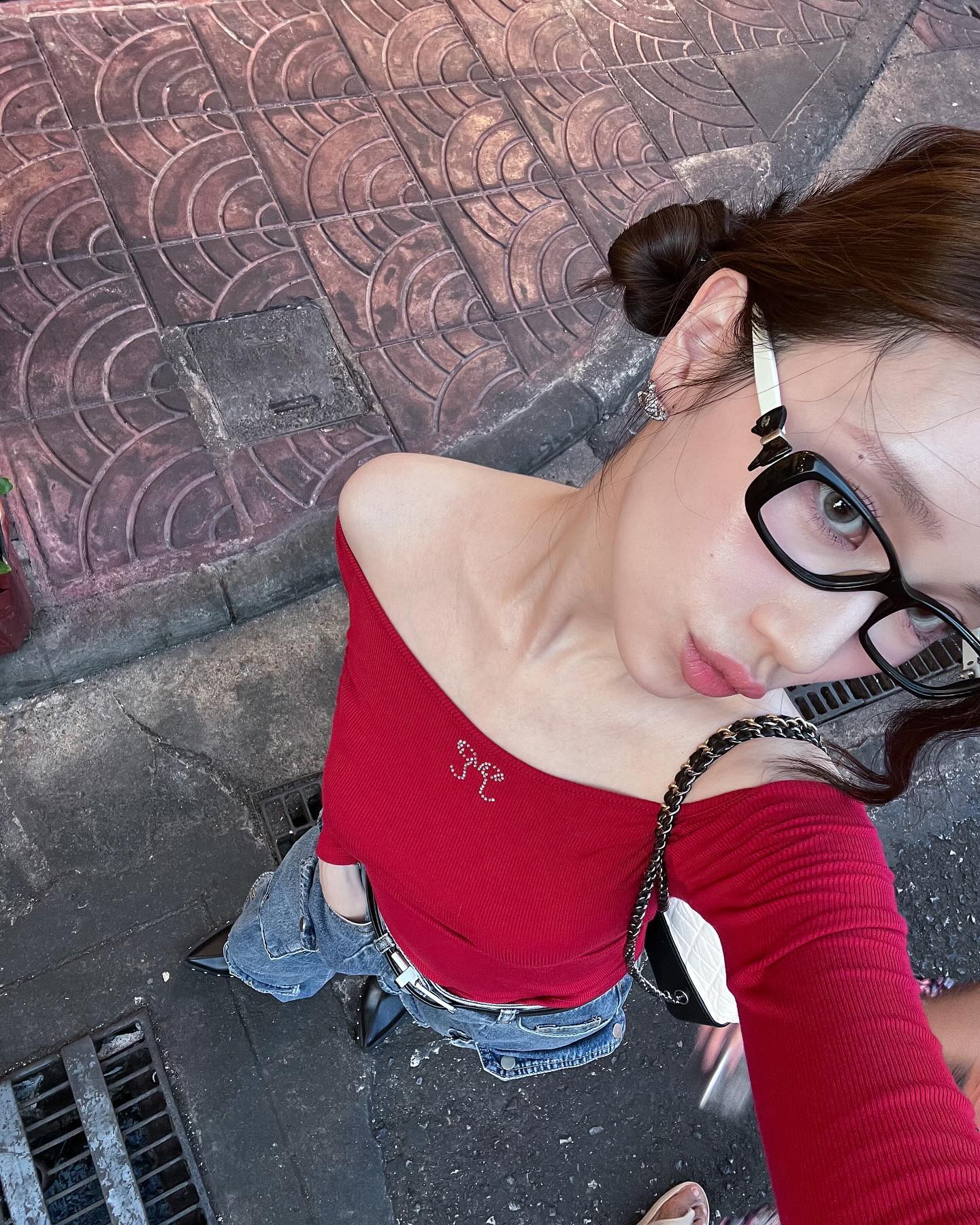 เจน - รมิดา จีรนรภัทร