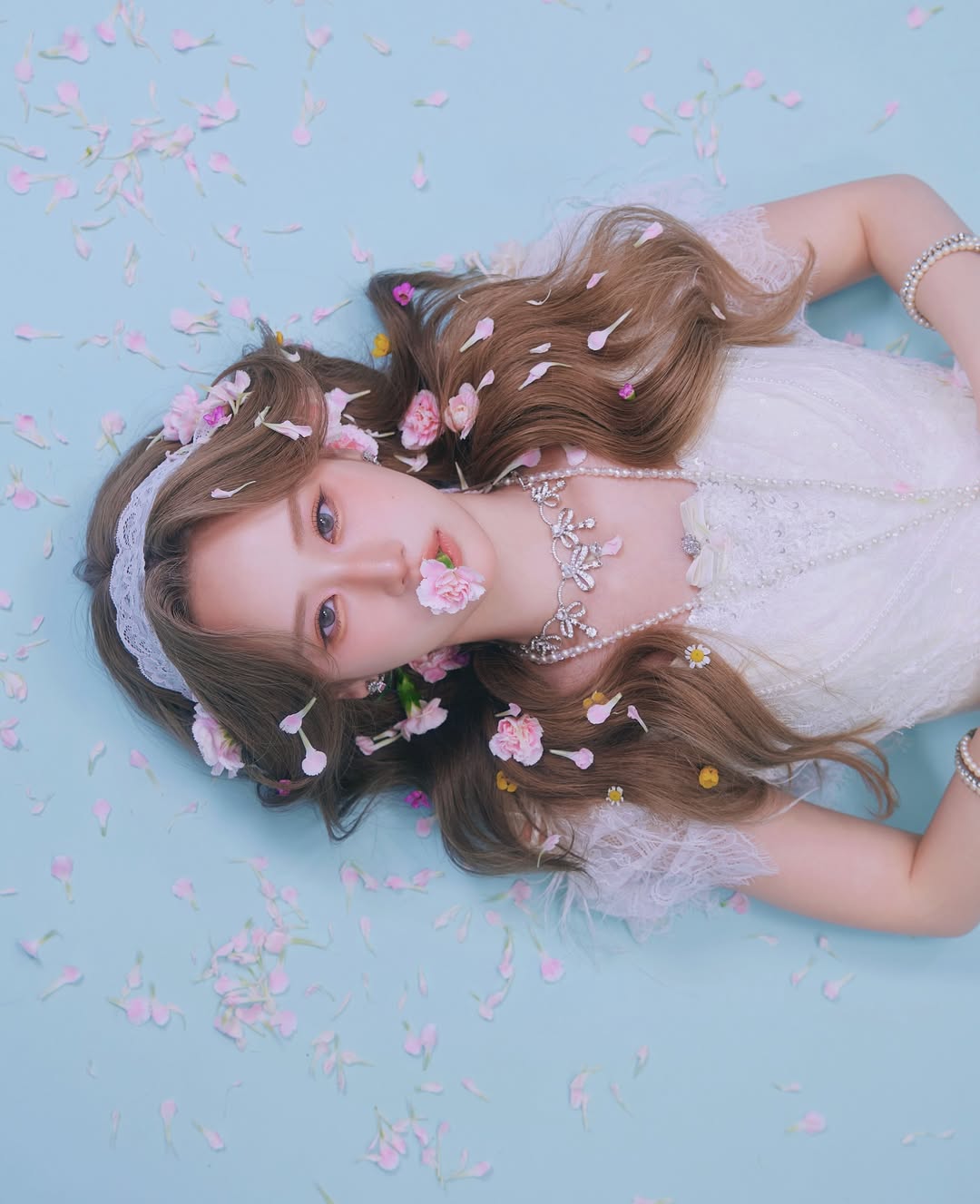 เจน - รมิดา จีรนรภัทร