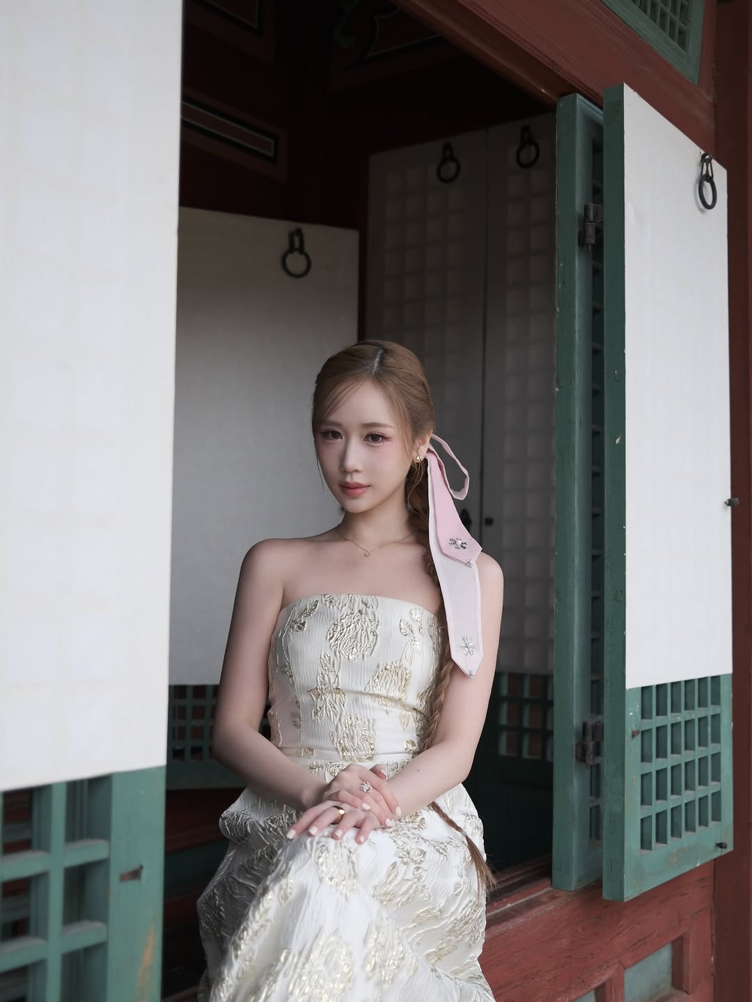 เจน - รมิดา จีรนรภัทร