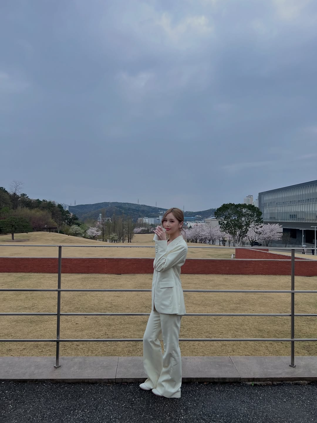 เจน - รมิดา จีรนรภัทร