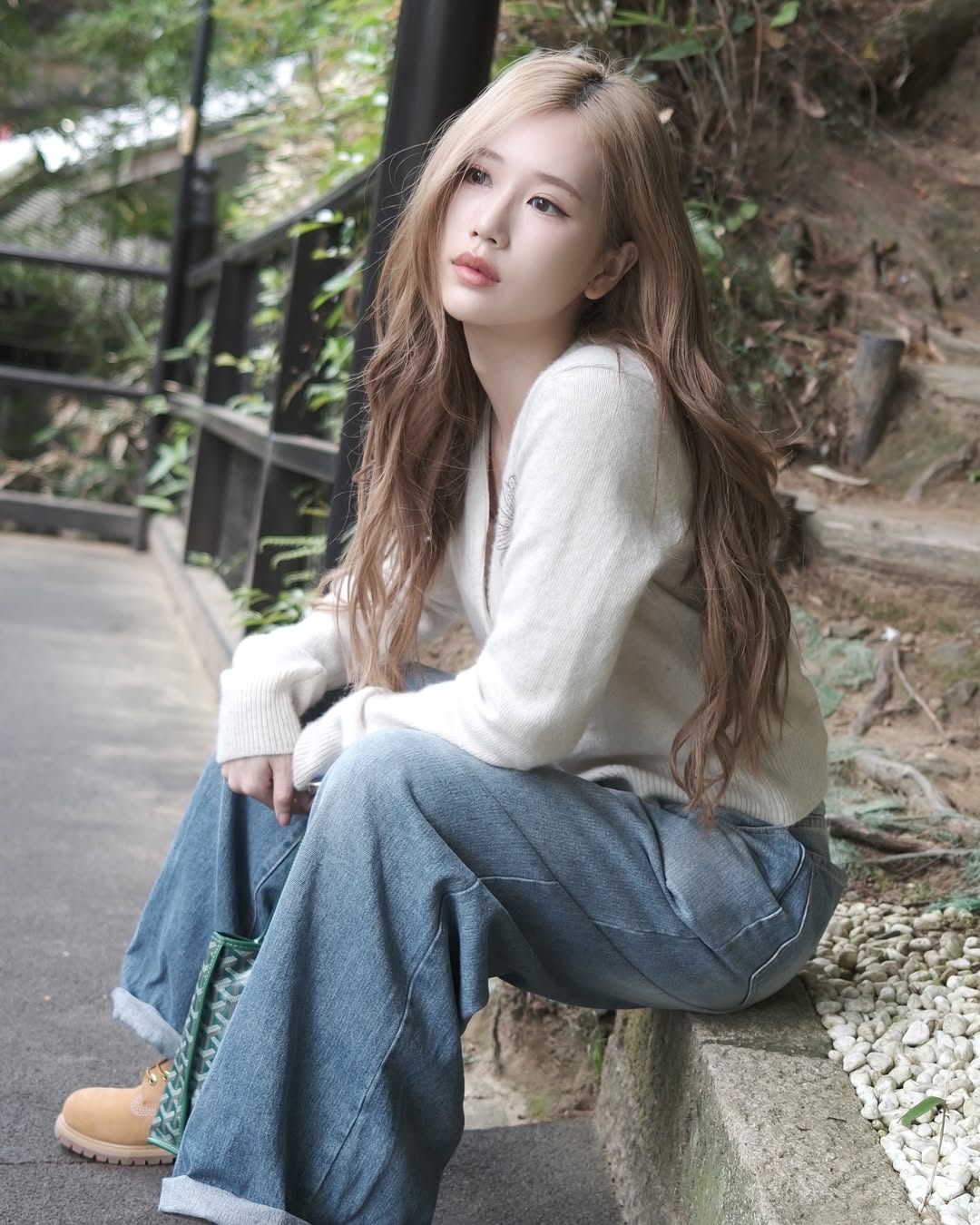 เจน - รมิดา จีรนรภัทร