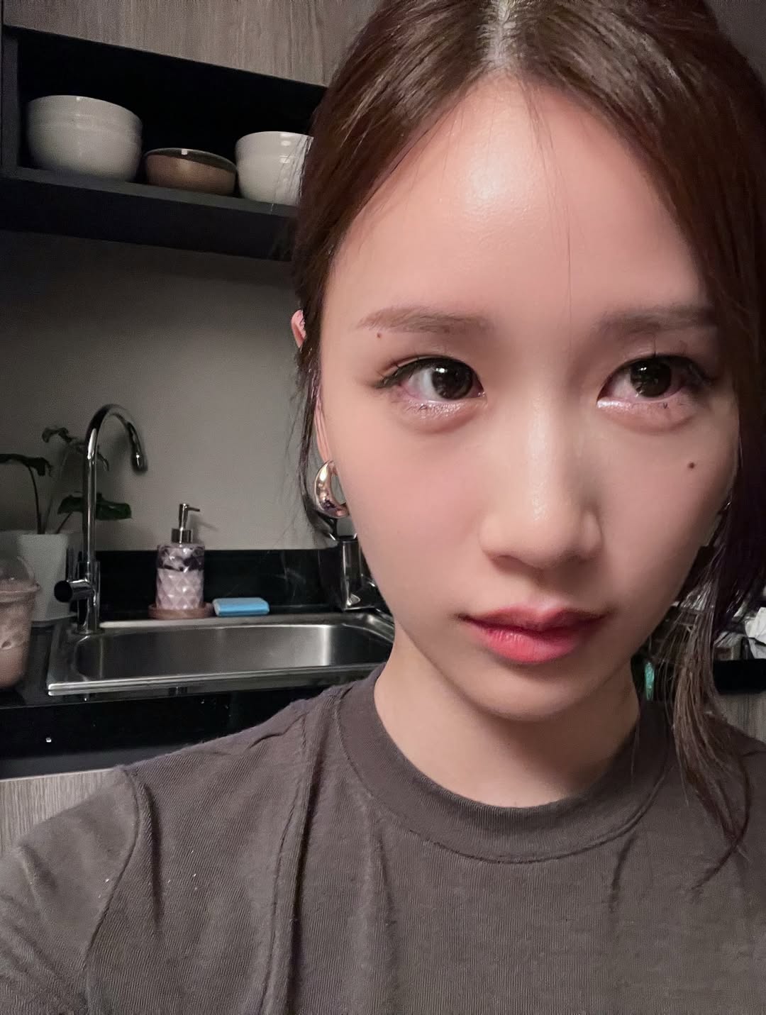 เจน - รมิดา จีรนรภัทร