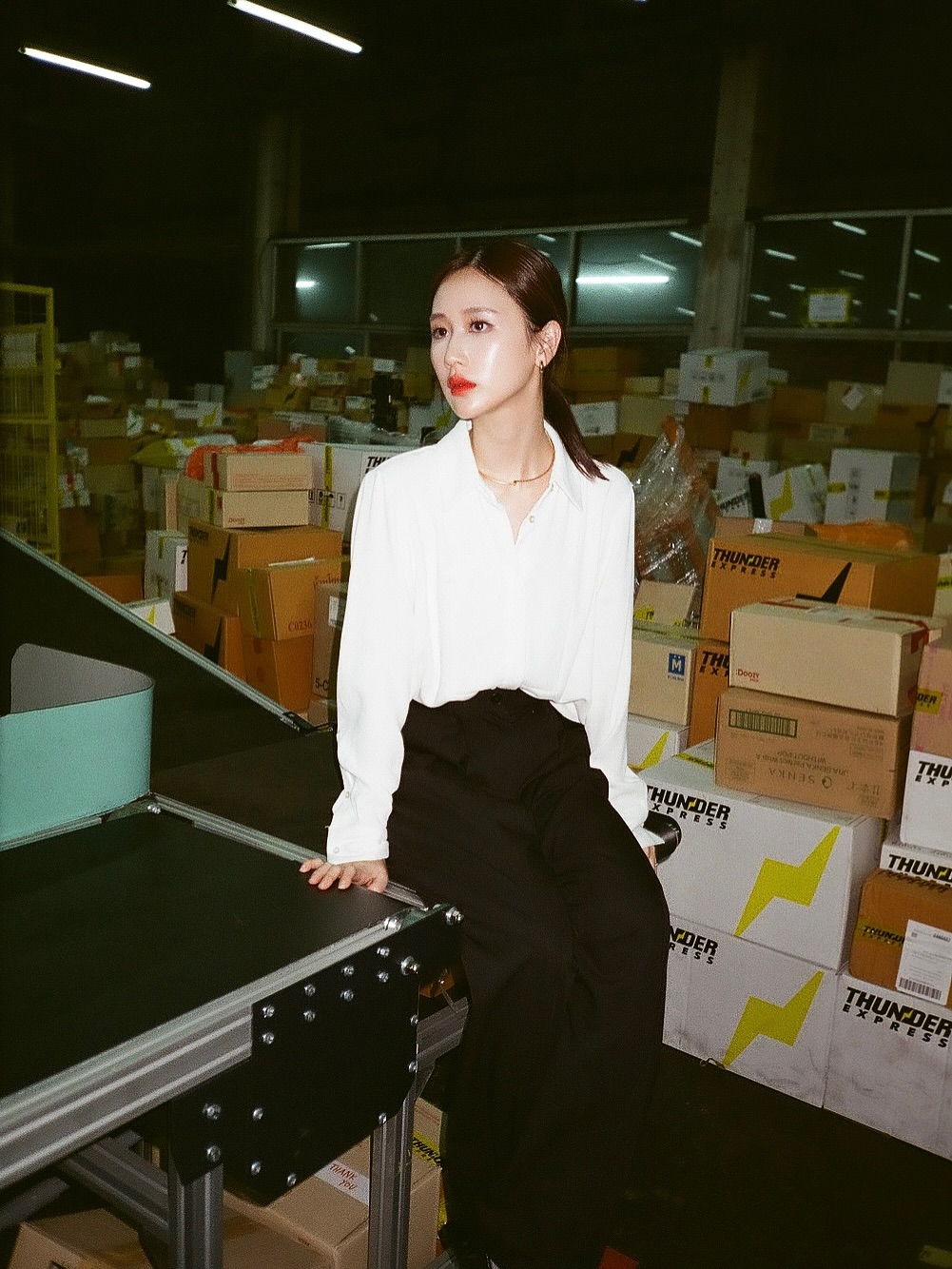 เจน - รมิดา จีรนรภัทร
