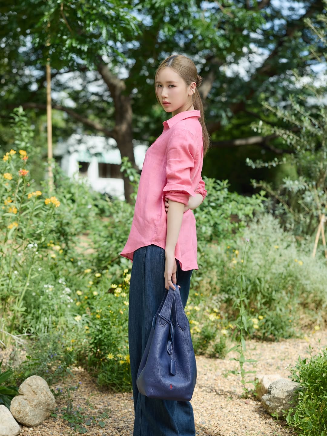 เจน - รมิดา จีรนรภัทร