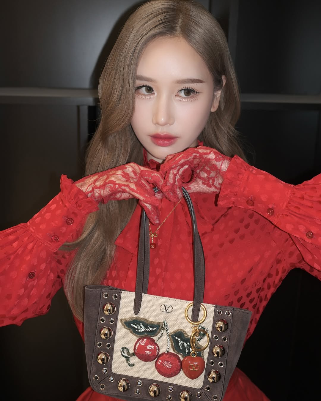 เจน - รมิดา จีรนรภัทร
