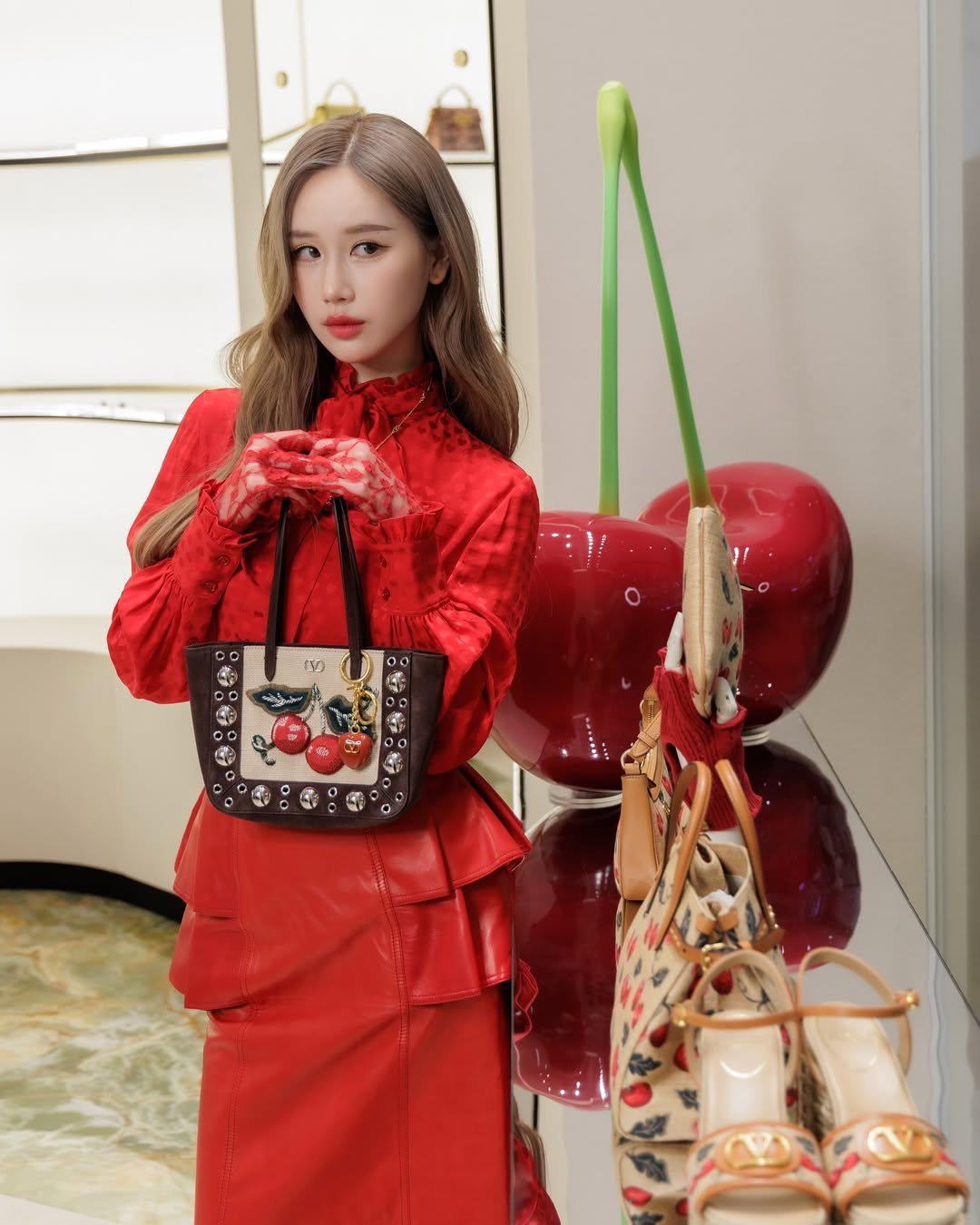 เจน - รมิดา จีรนรภัทร