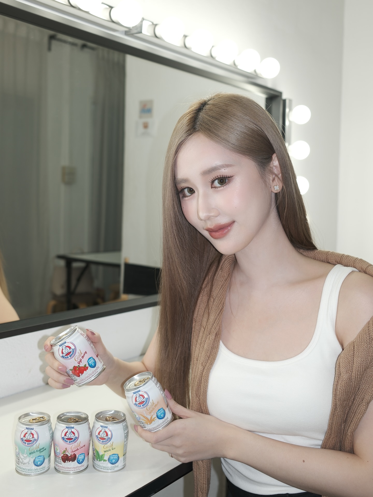 เจน - รมิดา จีรนรภัทร