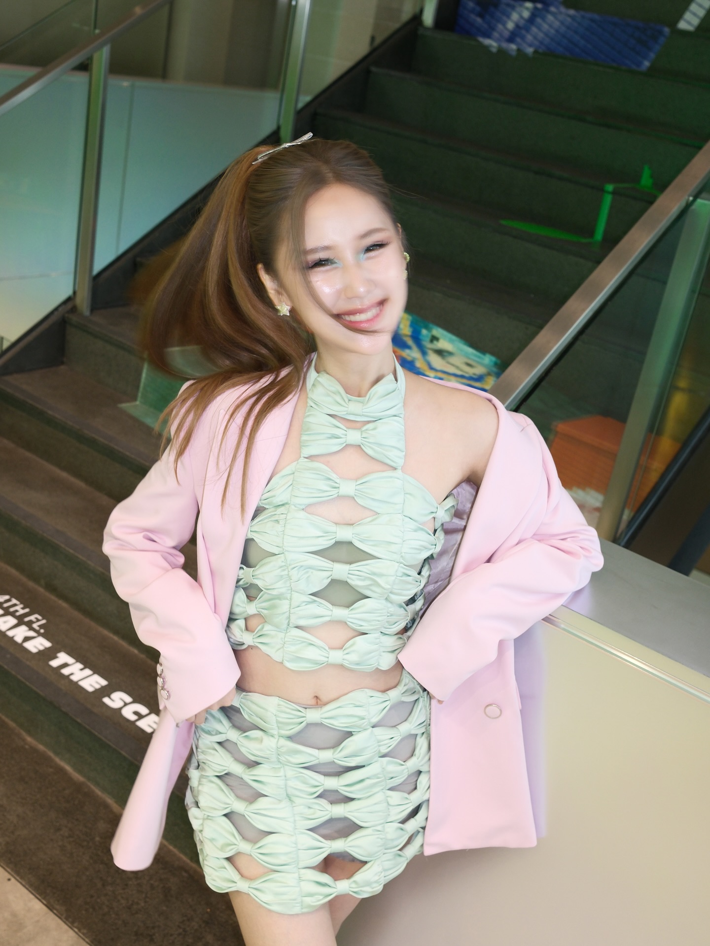 เจน - รมิดา จีรนรภัทร