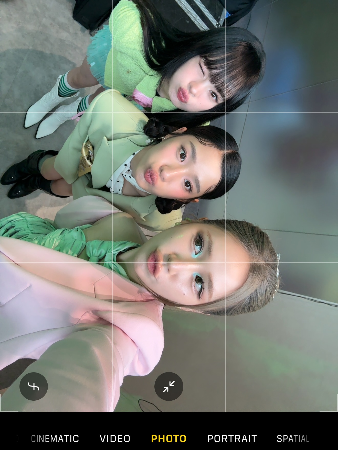 เจน - รมิดา จีรนรภัทร