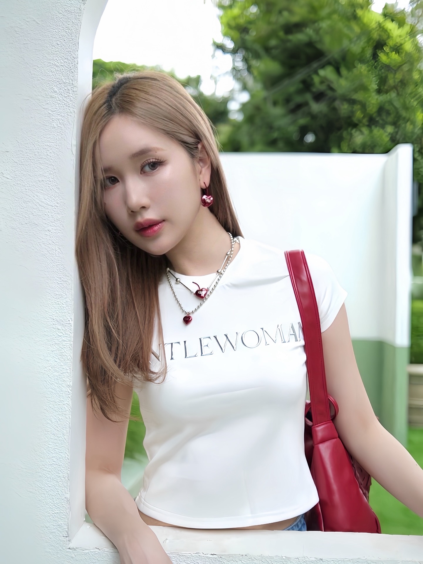 เจน - รมิดา จีรนรภัทร