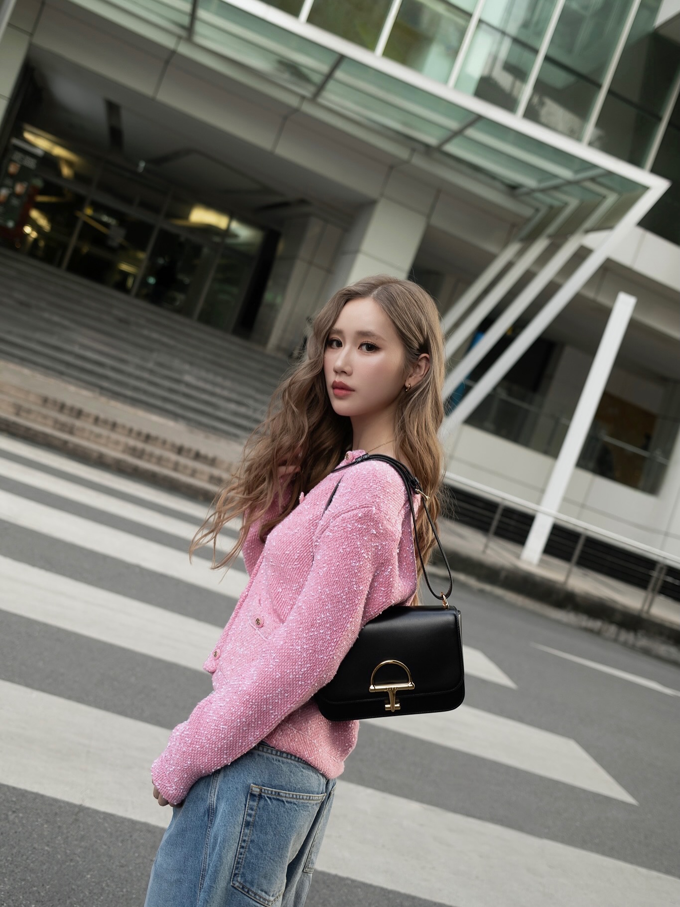 เจน - รมิดา จีรนรภัทร