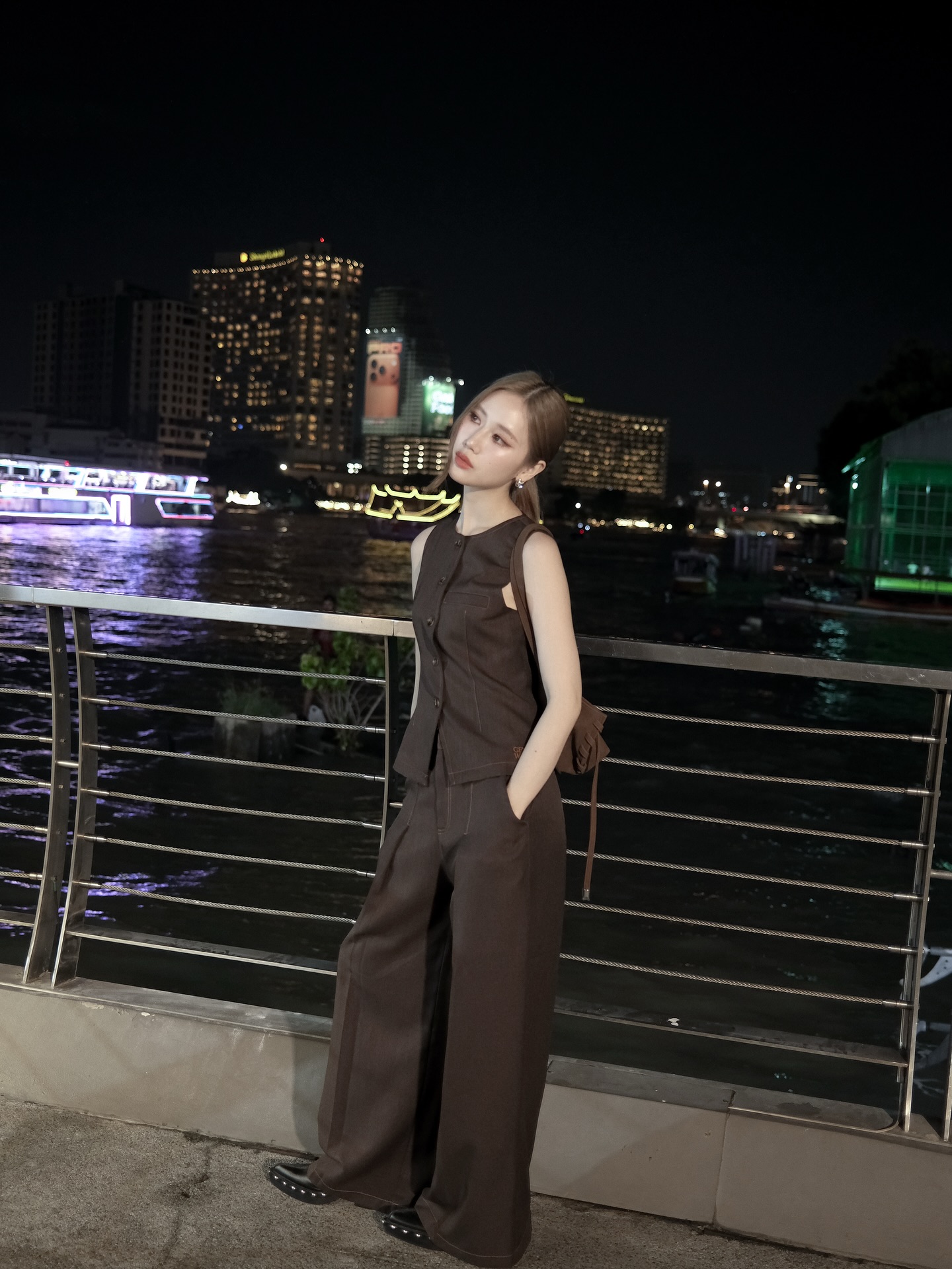 เจน - รมิดา จีรนรภัทร