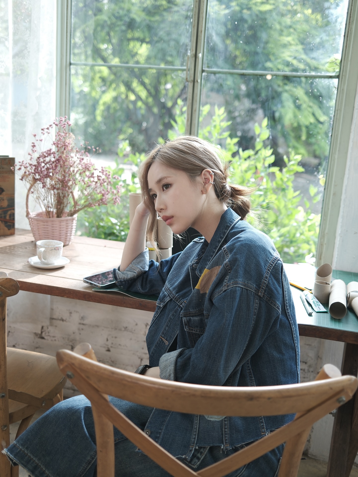 เจน - รมิดา จีรนรภัทร
